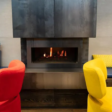 Grimms Hotel 4*