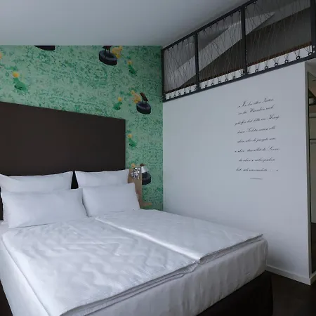 Grimms Hotel 4*