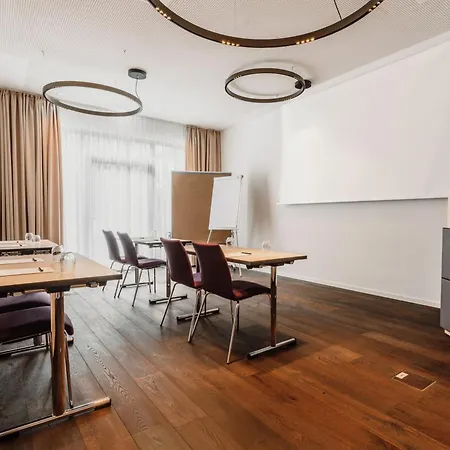 Grimms 4* Hanau