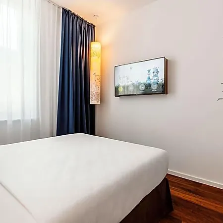 Grimms Hotel